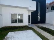 CASA EN VENTA, NUEVA, A 15 MIN. DE OAXTEPEC, MORELOS