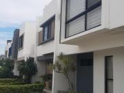 CASA EN VENTA NUEVA A 5 MIN DEL DORADO