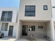 Casa en Venta Nueva dentro de coto colonia Nuevo México,...