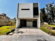 Casa en Venta Nueva en 4,890,000.00 en Coto ZOI Santa...