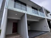 CASA EN VENTA NUEVA EN EL FRACC LA RIOJA
