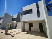 Casa en Venta nueva en fraccionamiento y con amenidades...