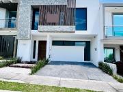 Casa en venta nueva en La Cima