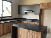 Casa en venta nueva en Lomas del Molino 3 con recámara...