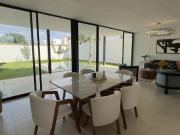 Casa en venta Nueva en privada, Amueblada y equipada en...