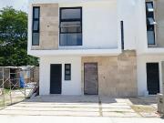 CASA EN VENTA NUEVA REAL DE PALMAS INDECO