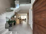 Casa en Venta Nuevo Refugio, Doble altura, Jardin,...