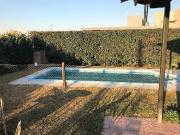 CASA EN VENTA O PERMUTA EN ACEQUIAS DEL AIRE ROLDAN