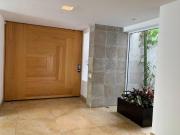 CASA EN VENTA O RENTA EN PRIVADA EN JURICA
