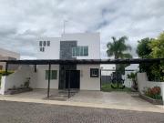 Casa en Venta o Renta – Coto Privado al Sur de la Ciudad