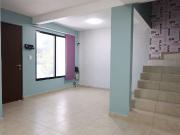 casa en venta o renta dentro de privada en el refugio...