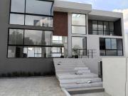 Casa en Venta o Renta en La Cañada Juriquilla