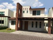 Casa en Venta o Renta en Metepec