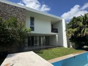 Casa en Venta o Renta en Privada Allegra. Zona Cabo Norte