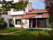 Casa en venta o renta en Privada Jurica, hermosa, estilo...