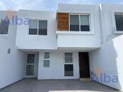 CASA EN RENTA EN VILLATERI ZONA ALCAZAR ATRAS DE TIERRA...