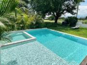 CASA EN VENTA O RENTA LUJOSA Y MUY AMPLIA CON...
