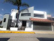 Casa en Venta o Renta Ubicada en el Fraccionamiento...