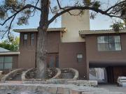 CASA EN VENTA OPORTUNIDAD AMPLIA Y HERMOSA RESIDENCIA...