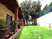 CASA EN VENTA. ¡OPORTUNIDAD! HOGAR MULTIGENERACIONAL DE...