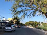 CASA EN VENTA OPORTUNIDAD, SE VENDE COMO LOTE