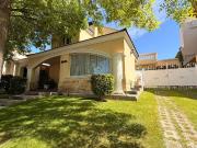 Casa en venta Palmares 4 habitaciones y pileta