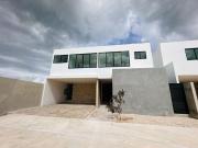 CASA EN VENTA PARA ENTREGA INMEDIATA EN RESIDENCIAL...