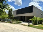 Casa en Venta para Estrenar Privada Kutz Yucatán Country...
