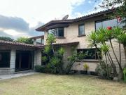 CASA EN VENTA PARA INVERSION EN BOSQUES DE LAS LOMAS