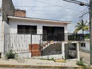 Casa en venta para remodelar en la colonia Satelite,...