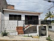 Casa en venta para remodelar en la colonia Satelite,...