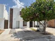 CASA EN VENTA PARAJES DEL BOSQUE