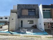 CASA EN VENTA, PARQUE CAMPECHE, LOMAS DE ANGELOPOLIS...