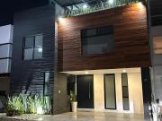 CASA EN VENTA PARQUE COAHUILA, 7,490,000