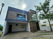 CASA EN VENTA PARQUE CUERNAVACA LOMAS DE ANGELOPOLIS...