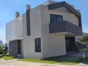 CASA EN VENTA PARQUE METROPOLITANO