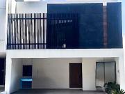 CASA EN VENTA PARQUE MÉXICO LOMAS DE ANGELÓPOLIS