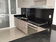 CASA EN VENTA PARQUE NOVARA LOMAS DE ANGELÓPOLIS