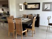 CASA EN VENTA PARQUE NOVARA LOMAS DE ANGELÓPOLIS