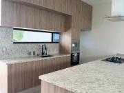 CASA EN VENTA PARQUES VALLARTA