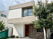 CASA EN VENTA PARQUES VALLARTA, ZAPOPAN JALISCO