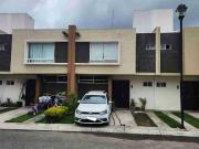 Casa en Venta Paseo Arboleda: Ubicación Estratégica y...