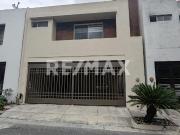 CASA EN VENTA PASEO DE CUMBRES 4TO SECTOR