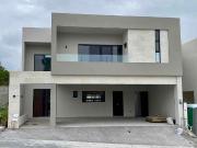 Casa en Venta | Pedregal de la Montaña, el Uro Carretera...