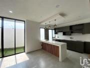 CASA EN VENTA PEDREGAL DE SCHOESTTAT, SAN PABLO,...