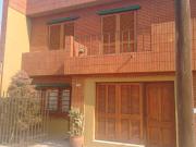 CASA EN VENTA PILAR 4 DORM. EXC. UBICACIÓN 300M2...