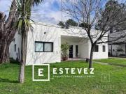 Casa en venta, pileta, 3 dormitorios, Barrio Cerrado,...