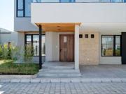 Casa en venta poe estrenar sector puembo 274m2