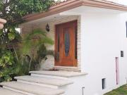 Casa en venta por Ave Luna SMZ Supermanzana 43, Cancun