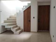 CASA EN VENTA POR BLVD. CARMELITAS